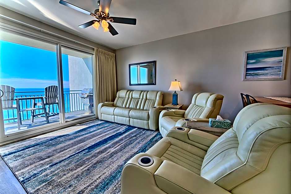 OCEAN FRONT CONDO w INCREDIBLE VIEWS