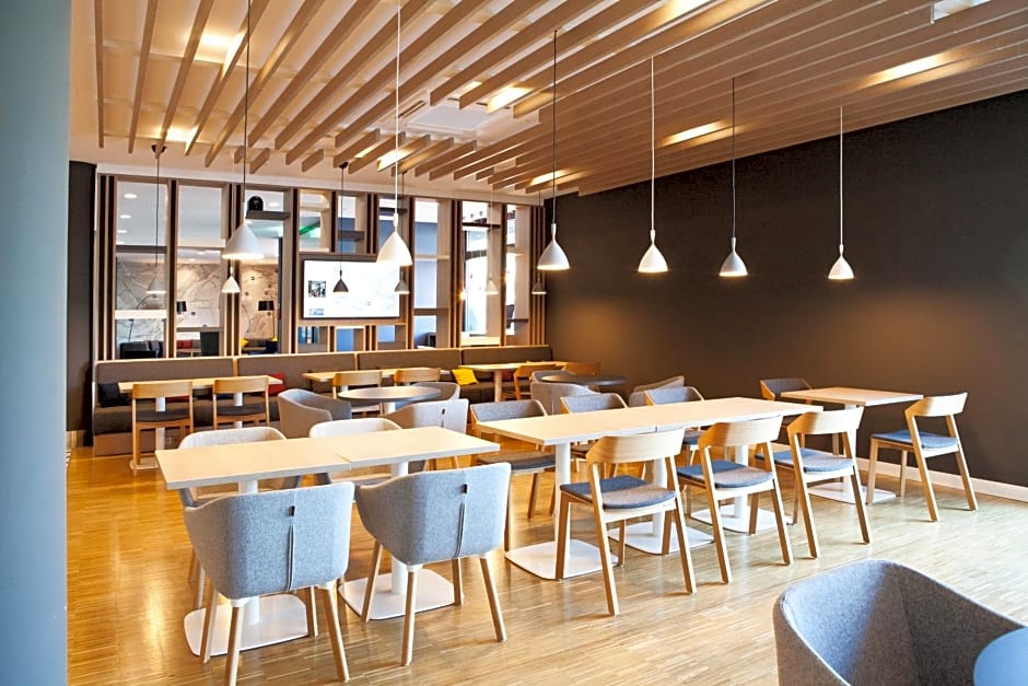 Holiday Inn Express Frankfurt Airport - Raunheim By IHG