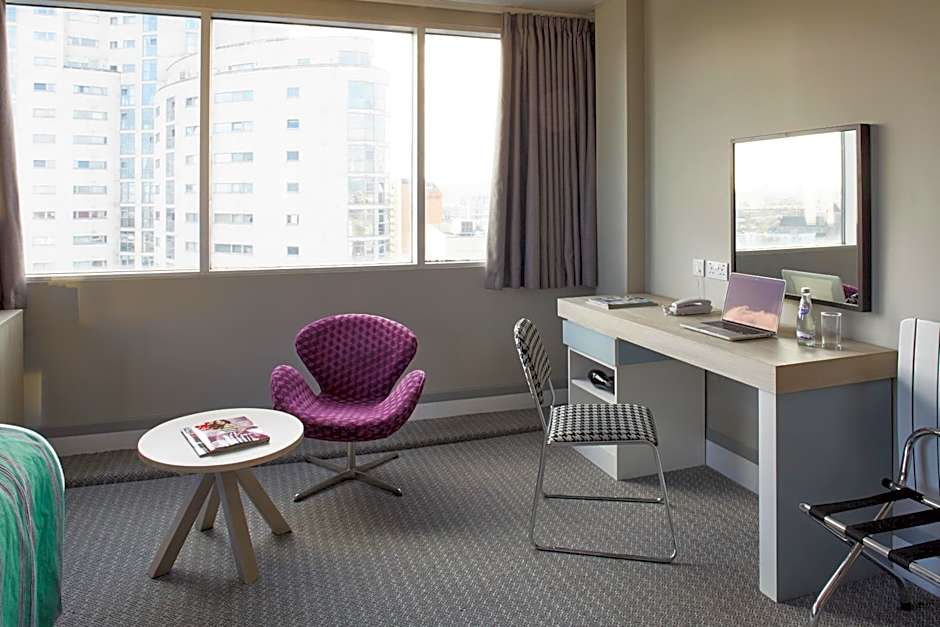 Cardiff Bute Terrace Hotel By Belvilla