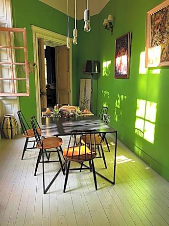 Une Nuit Au Château