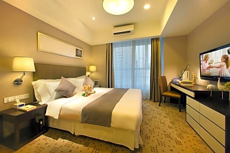 Executive Two-Bedroom Apartment with 2 Breakfasts