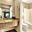 Scottish Fairway Inn