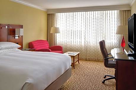 One-Bedroom King Executive Suite, Non-Smoking