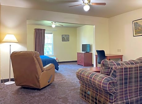 Superior King Suite