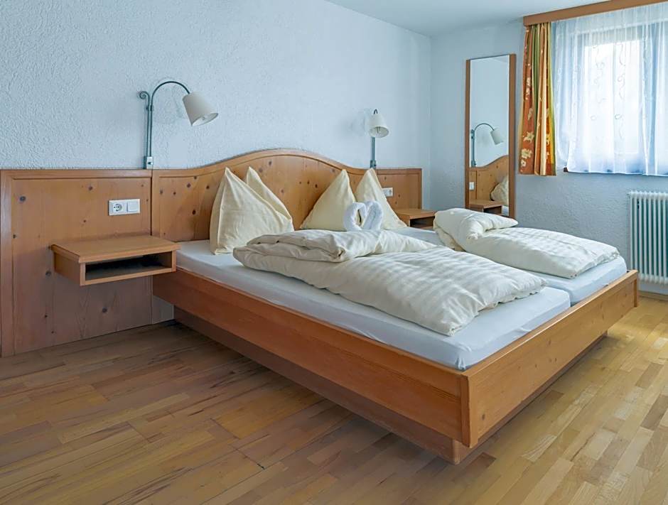 Appartements-Restaurant Schwaiger direkt beim Lift und wunderschönen Bergblick