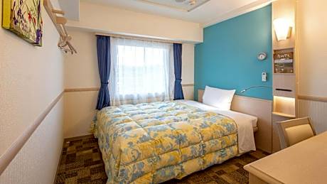 Standard Single Room - Smoking