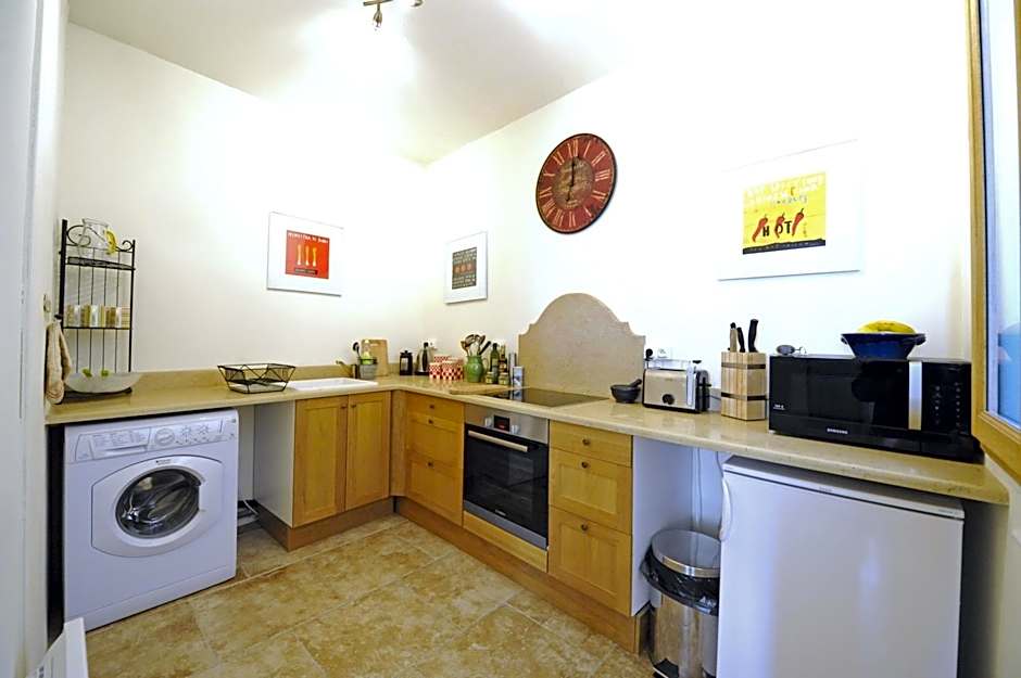 Carcassonne Town House, Rue Barbès