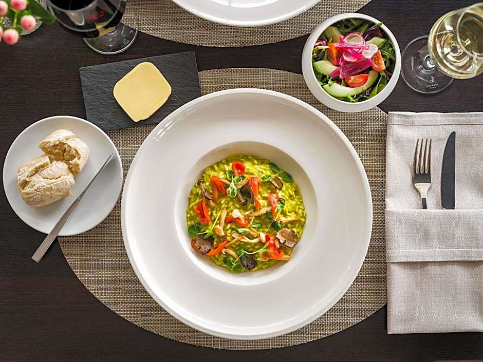 Mövenpick Hotel Amsterdam City Centre