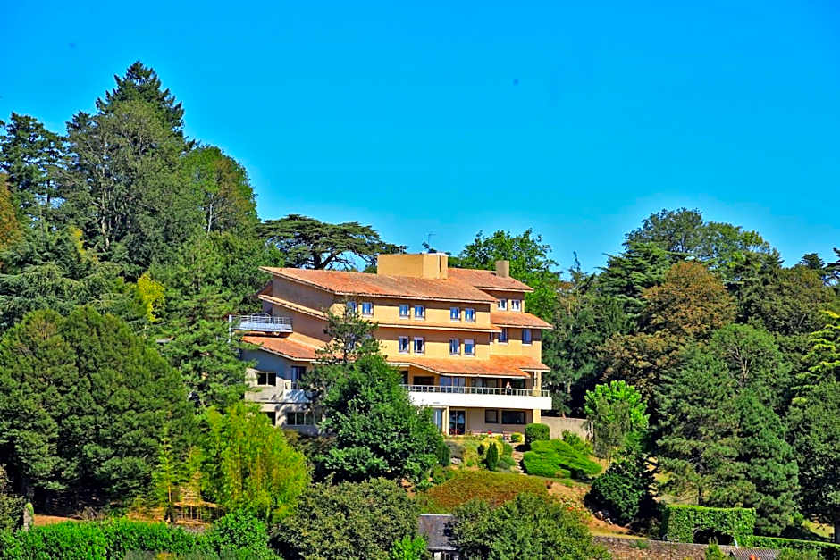 Logis Hôtel de la Bruyere