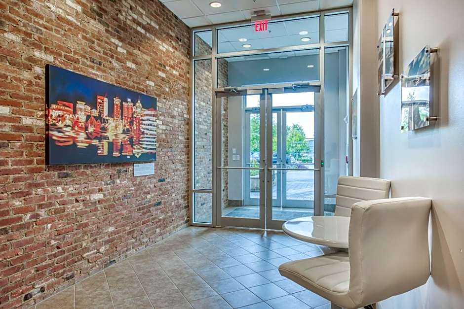 Mint House Greenville - Downtown
