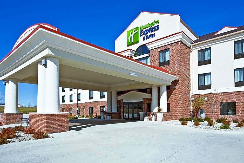 Holiday Inn Express & Suites Springfield