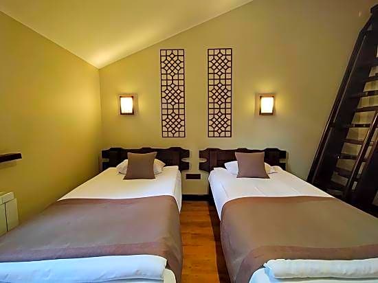 Saraishyq Hotel