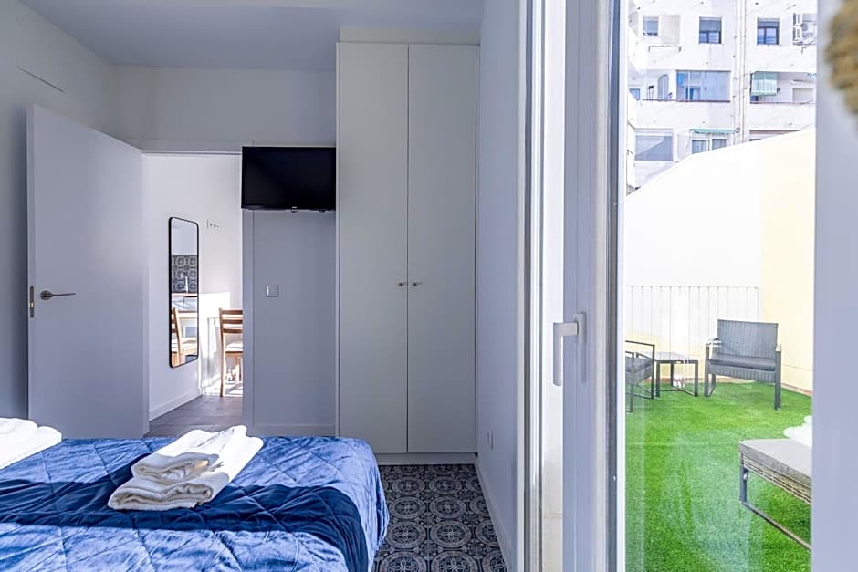 Marvellous Apt with a Large Private Terrace