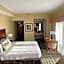 HUNTINGTON BEACH INN