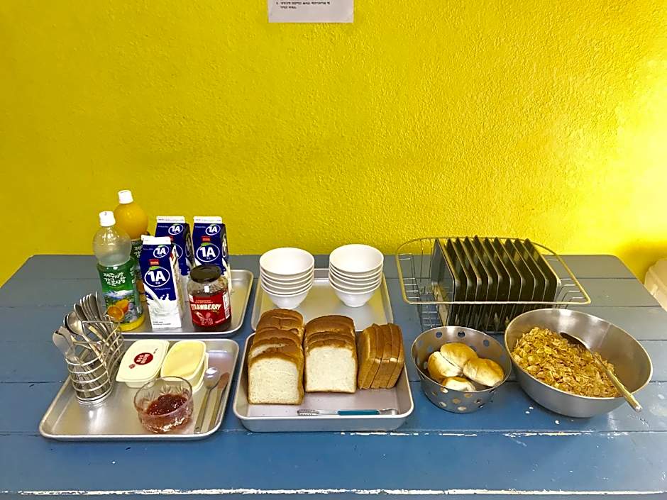 Slow Citi Guest House