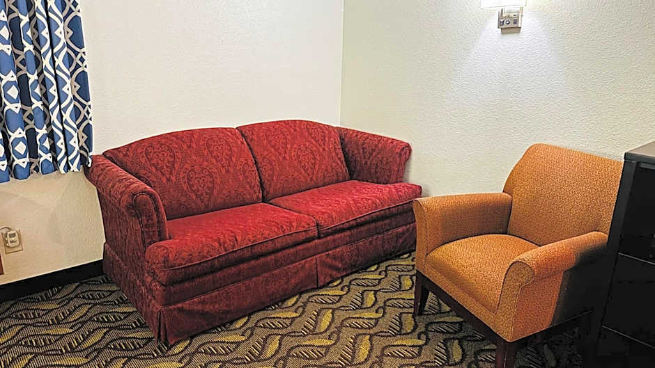 Days Inn by Wyndham North Platte