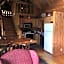 Highland Hills Motel & Cabins