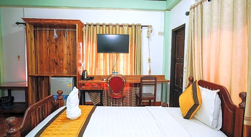 Mountain View Riverside Boutique Hotel