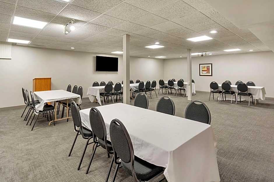 Comfort Inn & Suites Mundelein-Vernon Hills