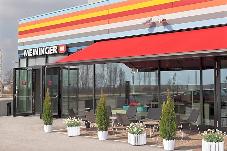 MEININGER Hotel Berlin Airport