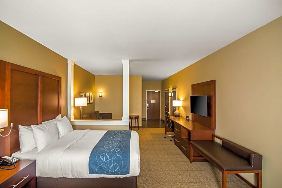 Comfort Suites Dodge City