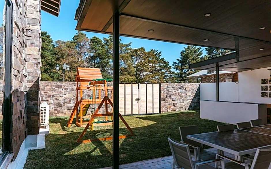 Casa Nachig - 1 a 12 Hu¿edes
