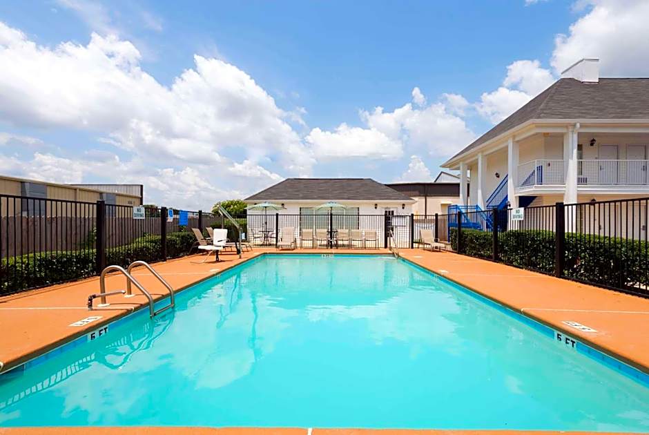 Baymont by Wyndham Prattville/Montgomery