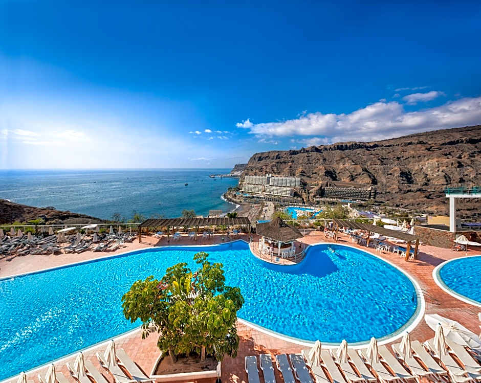 Mogan Princess & Beach Club