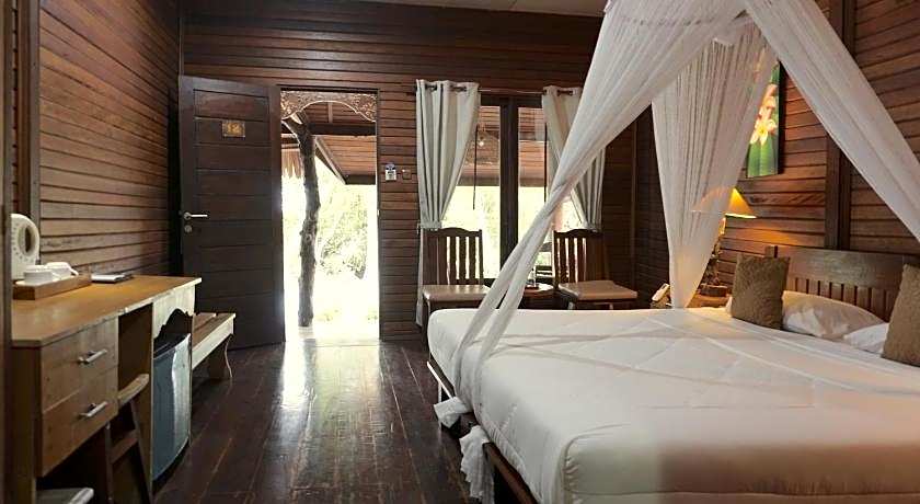 Raja Ampat Dive Lodge