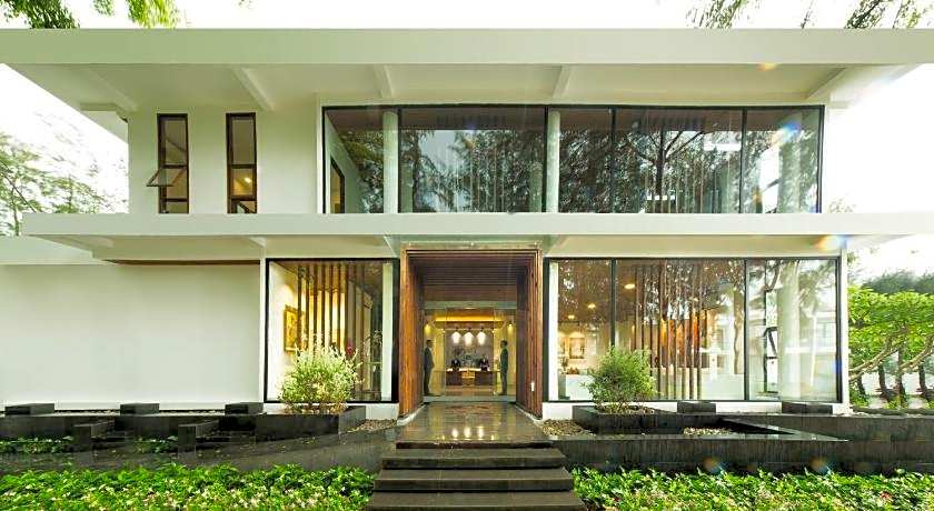 Saint Simeon Beach Residence