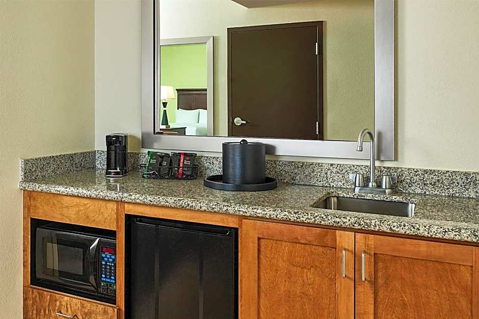 Hampton Inn By Hilton And Suites Destin