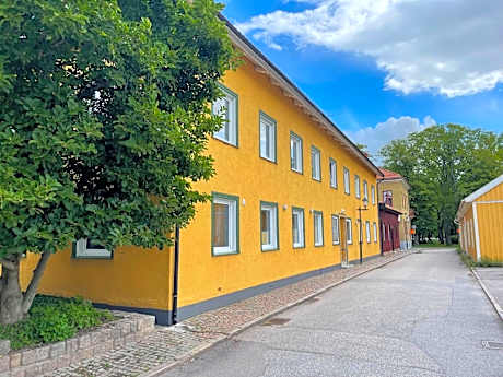 Bakgården Mariestad