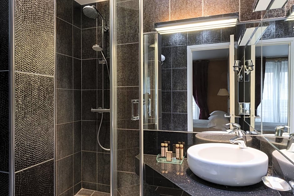 Neuilly Park Hotel