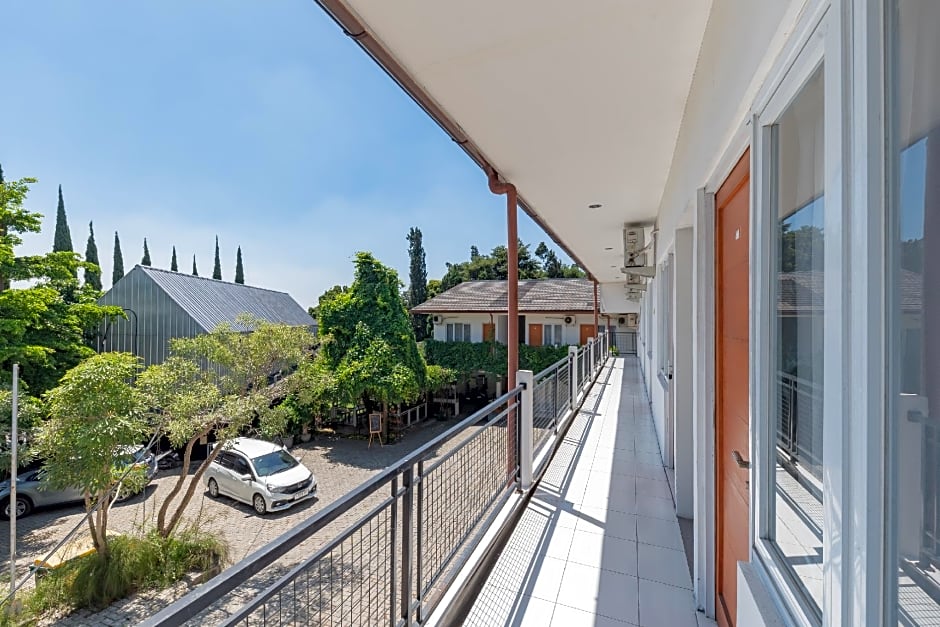 Urbanview Kazanan Setiabudi Bandung