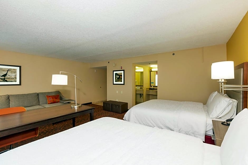 Hampton Inn By Hilton & Suites Jacksonville-Airport