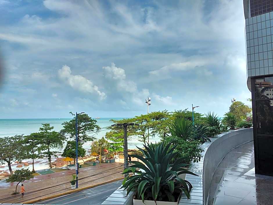 Apt. Em hotel na Av. Beira Mar em Fortaleza