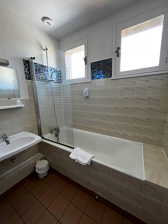 Contact Hotel Les Montois