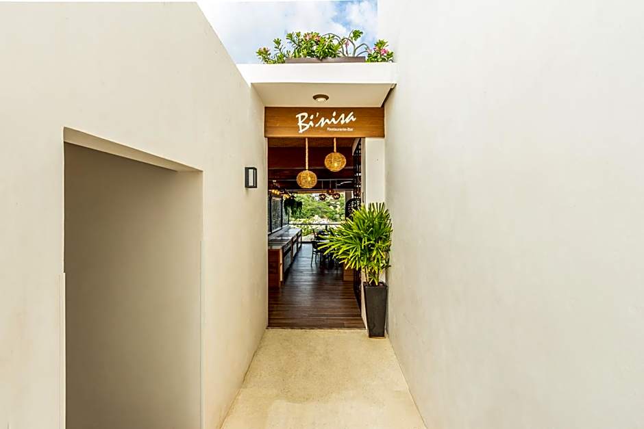 Nirú Ocean Suites by Binniguenda