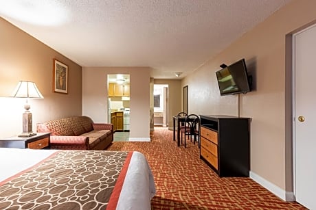 Deluxe King Room