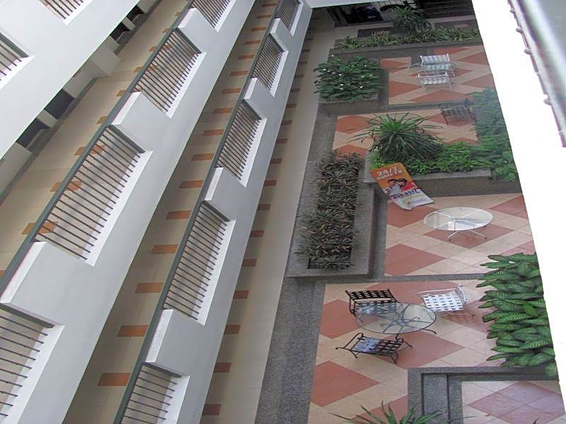 Camella Northpoint Mayluna Condominium