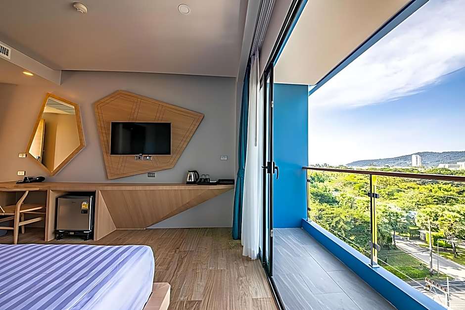 Golden Paradise Hotel