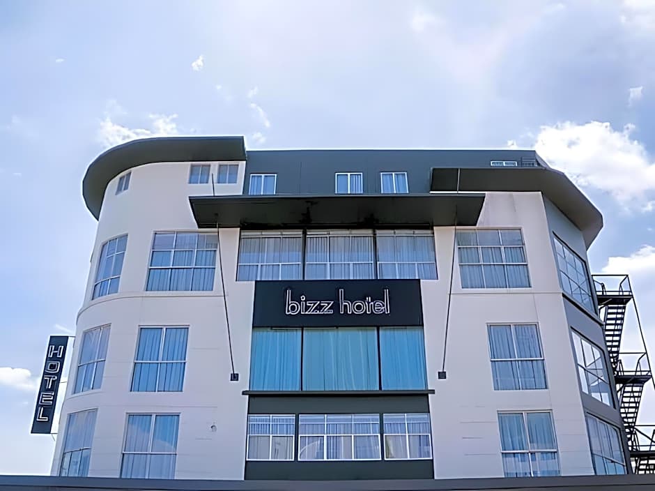Bizz Hotel