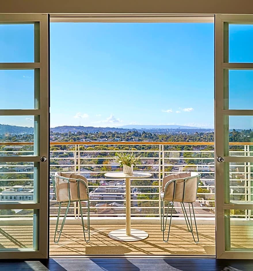 Cameo Beverly Hills, LXR Hotels & Resorts