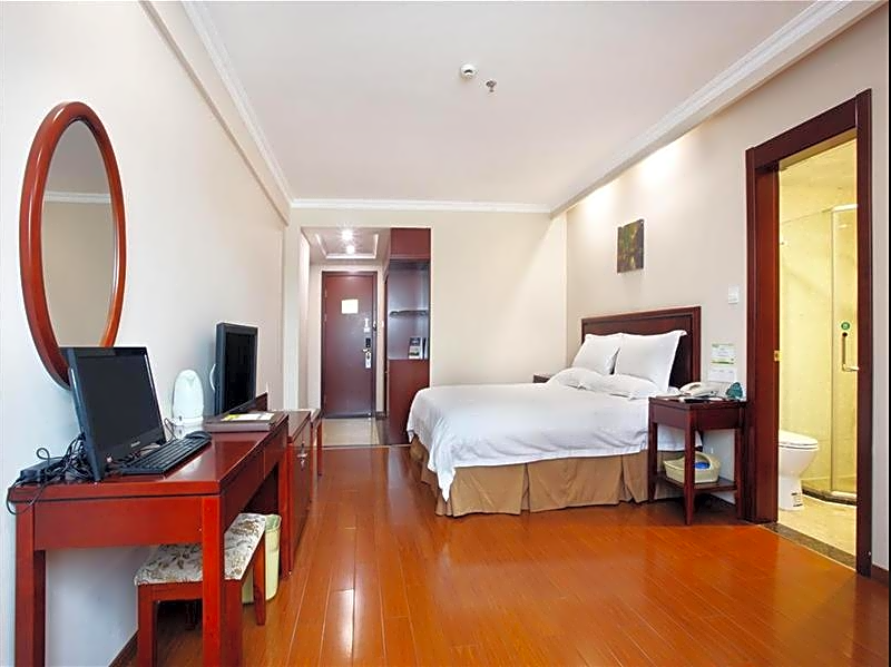 GreenTree Inn Huangshan Railway Station Tiandu Avenue Business Hotel