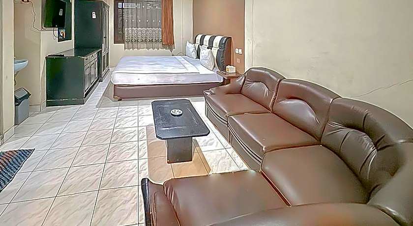 Fajar Indah Hotel Mitra RedDoorz