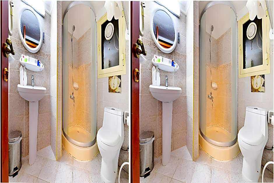 Capital O 125 Moon Plaza Hotel