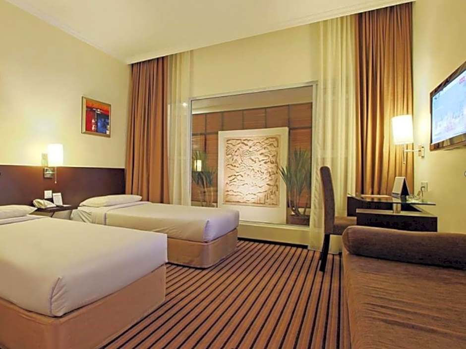 Harmoni One Convention Hotel and Service Apartments