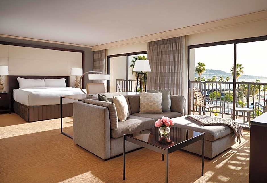 Sonesta Redondo Beach & Marina