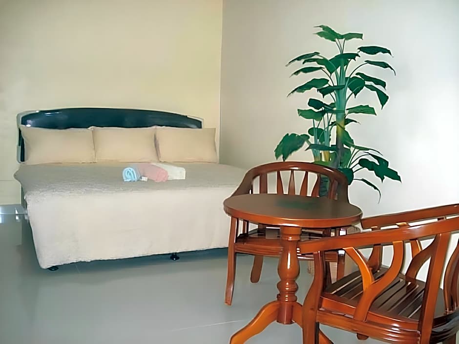 Casavilla Travellers Lodge