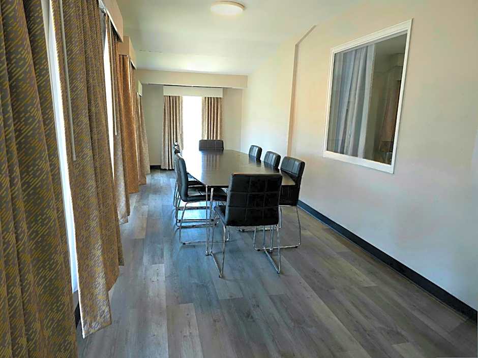 Days Inn by Wyndham Port Huron